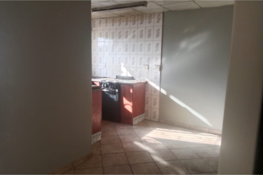 To Let 2 Bedroom Property for Rent in Oos Einde North West
